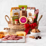 Hickory Farms Savory and Sweet Snacker Gift Basket